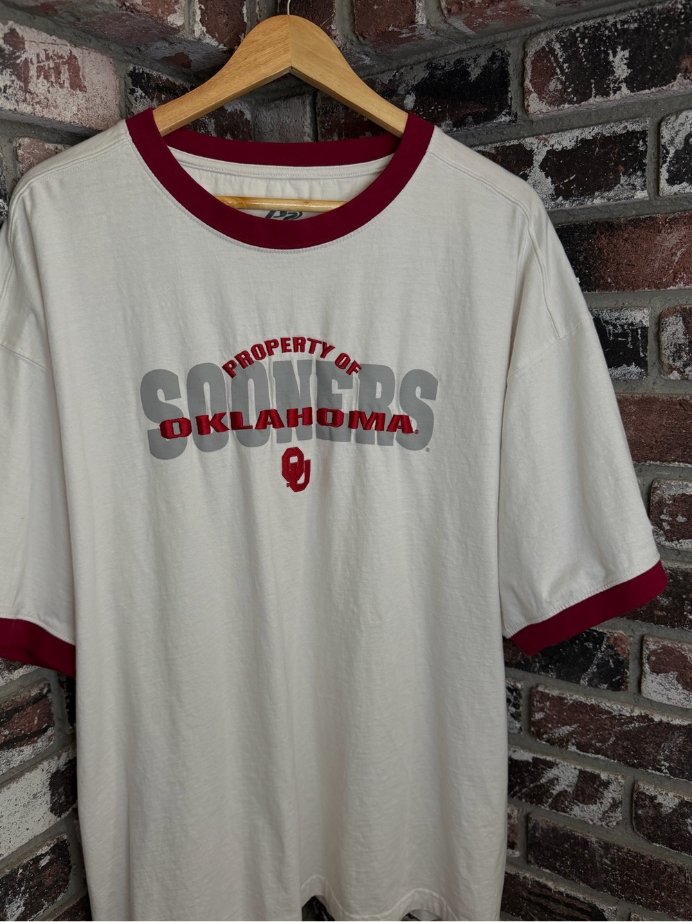 Oklahoma Sooners Property of Oklahoma Vintage Ringer Crewneck Off White T‑Shirt